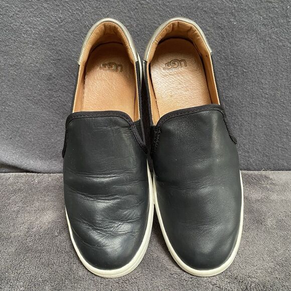 UGG Womens Cas 1019108 Black Leather Low Top Slip On Sneaker Shoes Size 11 - Picture 6 of 9